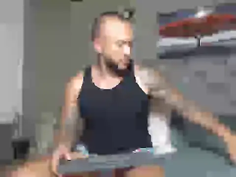 LeonGolds live sex cam