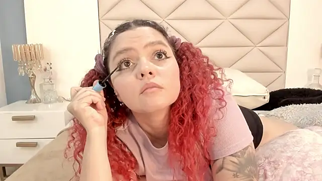 Twwiiggy live sex cam