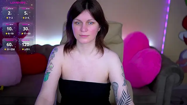 TinaMelt live sex cam
