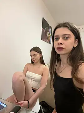 Zlata_Sky live sex cam