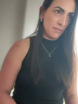 alessandra-a live sex cam