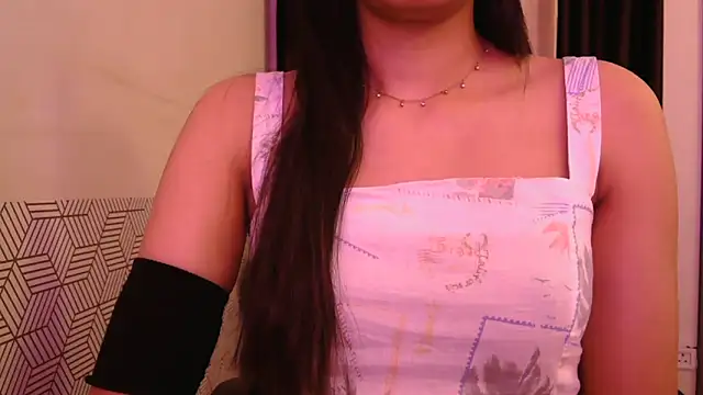 Tathiraa live sex cam