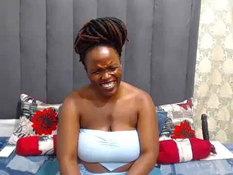 SwaziBeauty's cam snapshot