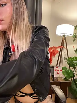 MistressMommyKate live sex cam