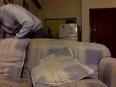 CaiBull live sex cam