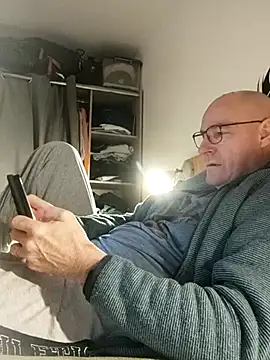 bogland33 live sex cam