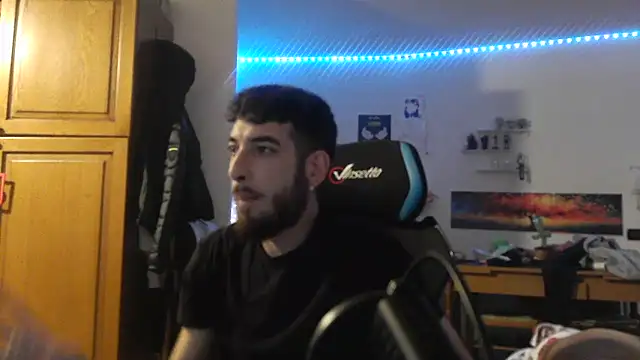 maestroboris95 live sex cam