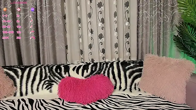 Adela26's cam snapshot