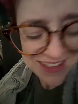 winestaindlips's cam snapshot