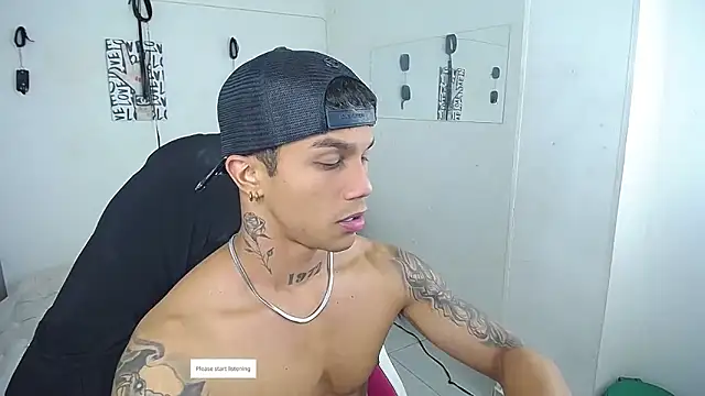 Leonard_Price live sex cam