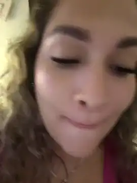 Sara_smiiith211 live sex cam