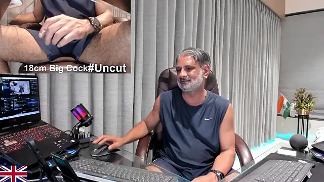 OnlineBossUK live sex cam