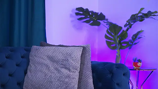 NinaSolenne's cam snapshot