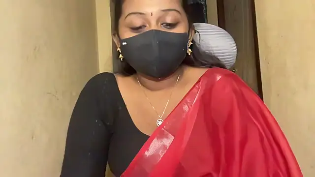 Tanuja-Sexy's cam snapshot