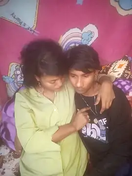 Freakingromance live sex cam