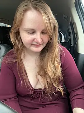 GingerSnap33 live sex cam