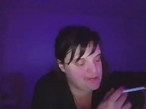 Elo__'s cam snapshot