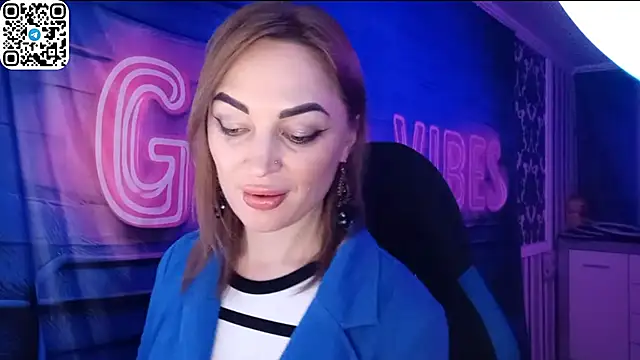 Vellora_'s cam snapshot