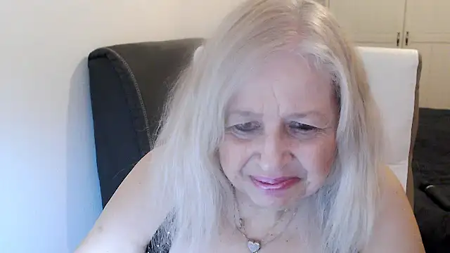 SusiLifeXXX's cam snapshot