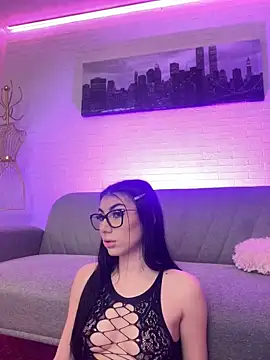 Kira_West's cam snapshot