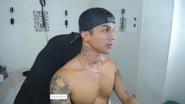 Leonard_Price live sex cam