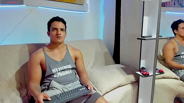 jhon_nicolas's cam snapshot