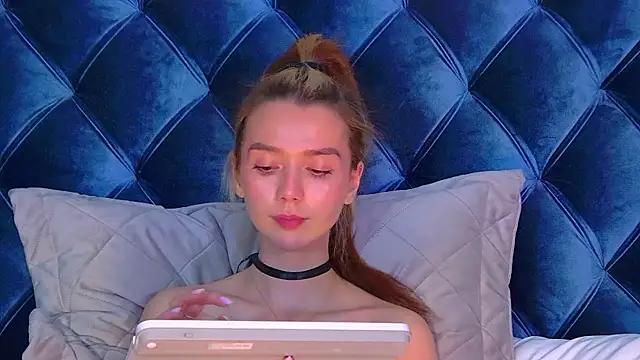 VanessaVienne live sex cam