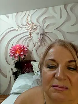 AvrilMillers's cam snapshot