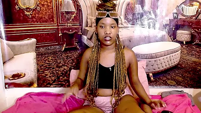 EroticSexyPrada's cam snapshot