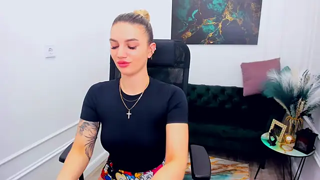 SelenaeMoore's cam snapshot