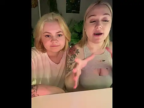 MCThroatGoat's cam snapshot