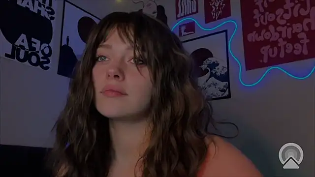 Emilia0_0_7 live sex cam