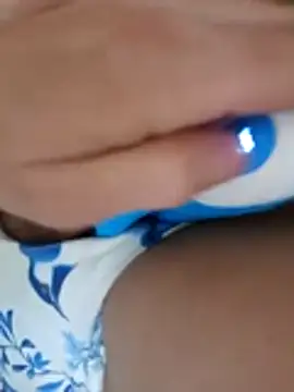 Insideallaroundncum98 live sex cam