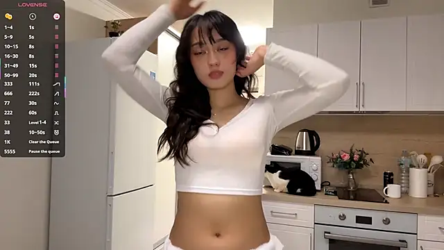 SweetSakuraJane live sex cam