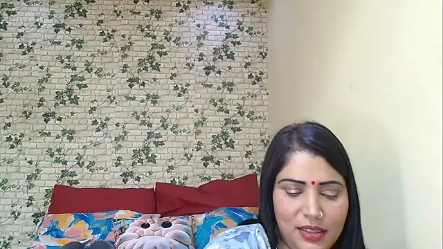 XIndianintimacy live sex cam