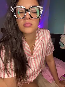 alilith live sex cam