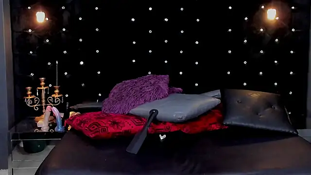 SiennaSuarez's cam snapshot