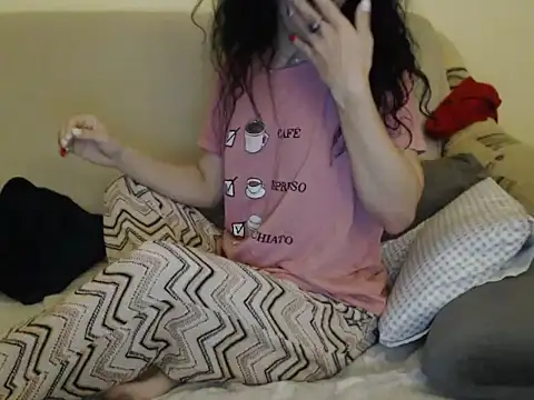 Emmatoo's cam snapshot