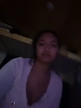 QueenNefertiti's cam snapshot