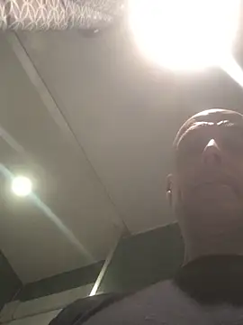 Andremann69 live sex cam