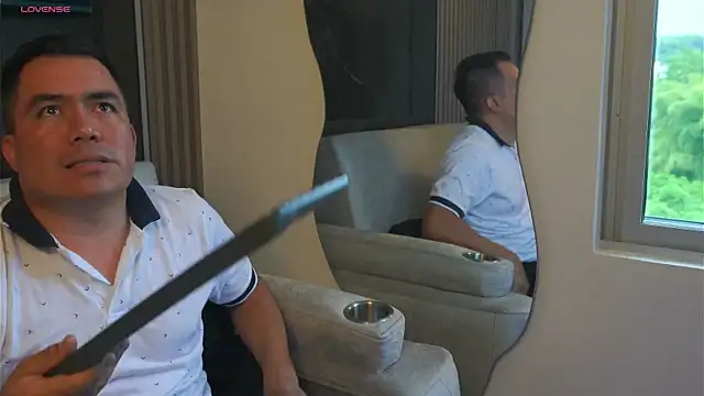 Jhonatan_Morales_S live sex cam