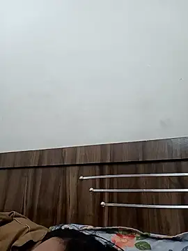 piryasharma005's cam snapshot