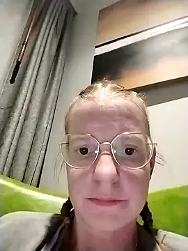 jannis1992 live sex cam