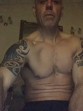 Andremann69 live sex cam