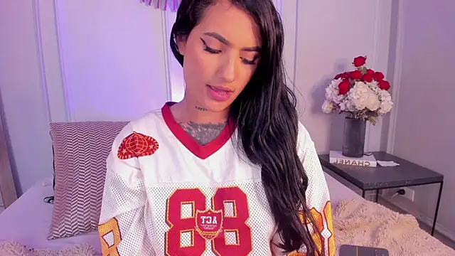 SeraphineBlu_'s cam snapshot