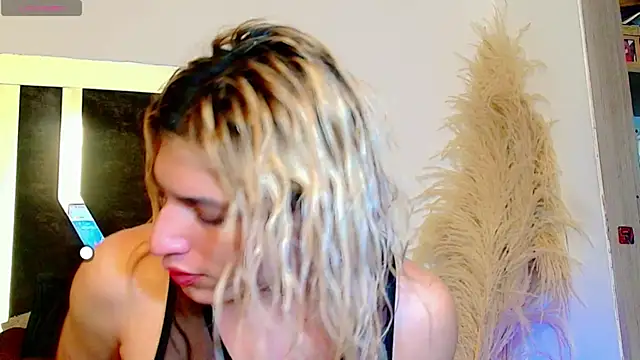 honey_skin live sex cam