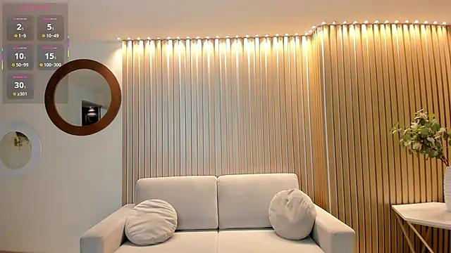 MilaLawrence live sex cam