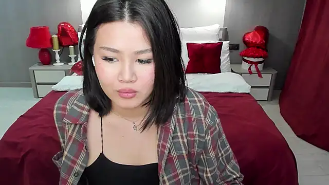 Brunette_Charm's cam snapshot