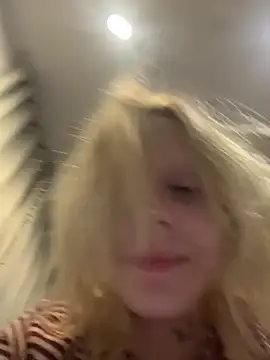 urlittlebaby666's cam snapshot