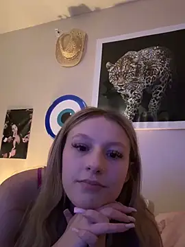 hyperafterdark's cam snapshot